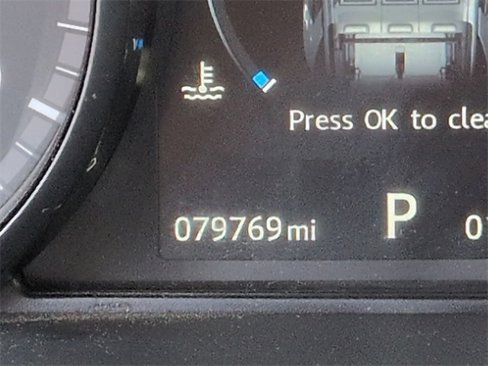 Used 2017 Land Rover Discovery Sport HSE image 23