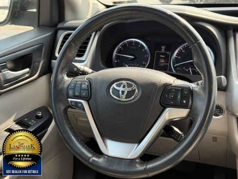 Used 2016 Toyota Highlander XLE image 14