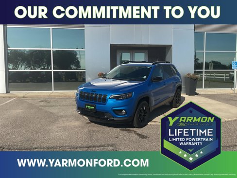 Used 2023 Jeep Cherokee Altitude Lux image 1