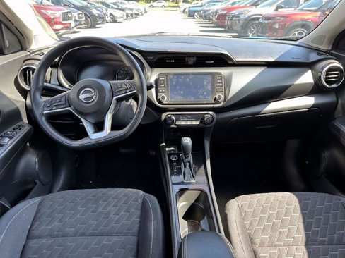 Certified 2022 Nissan Kicks SV image 12