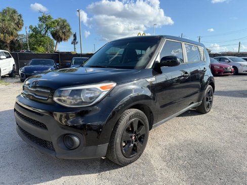 Used 2017 Kia Soul image 1