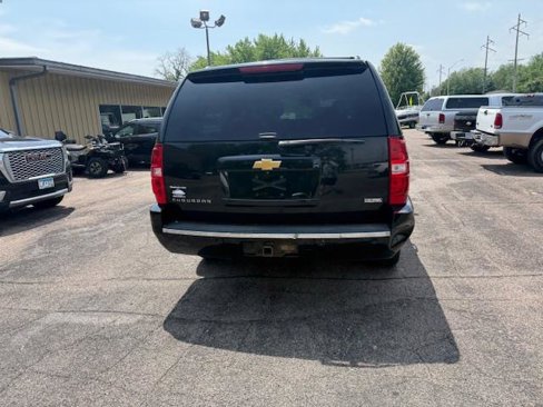 Used 2012 Chevrolet Suburban LTZ image 9