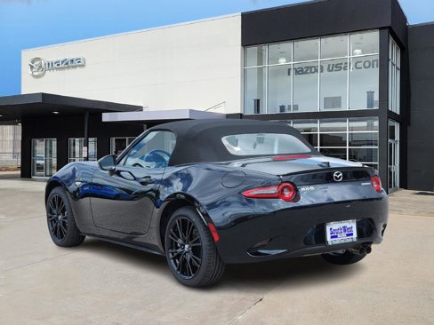 New 2025 MAZDA MX-5 Miata Club image 4
