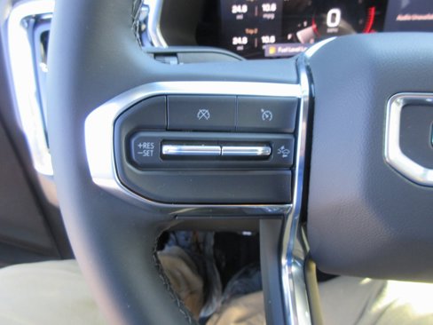 New 2025 GMC Canyon Elevation image 17