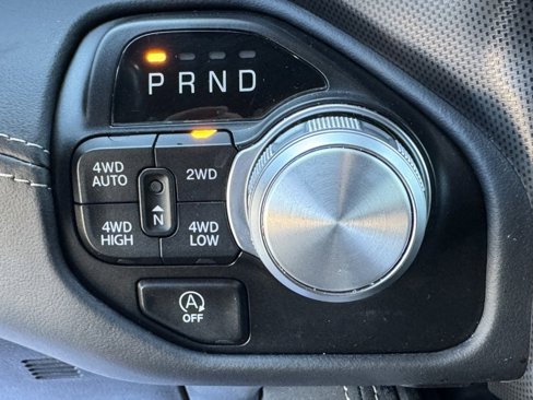 Used 2023 RAM 1500 Limited w/ Bed Utility Group image 32