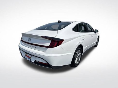 Certified 2023 Hyundai Sonata SE w/ Preferred Accessory Package image 5