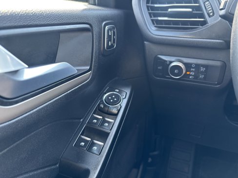 Used 2021 Ford Escape SEL w/ Technology Package image 7