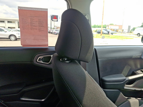 Used 2023 Kia Soul EX image 13