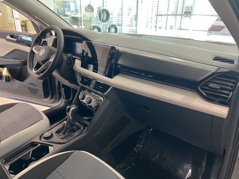 New 2025 Volkswagen Taos S image 24