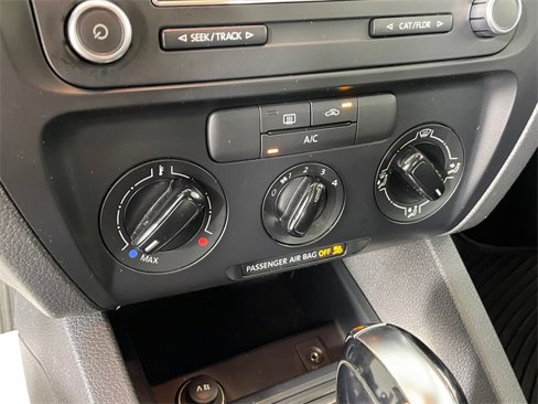 Used 2014 Volkswagen Jetta SE image 8