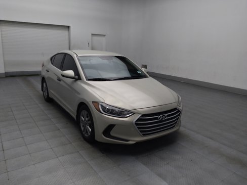 Used 2017 Hyundai Elantra SE image 13