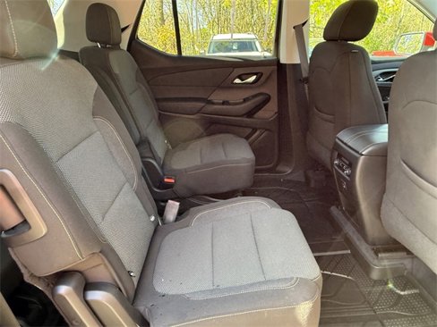Used 2021 Chevrolet Traverse LT w/ LPO, Floor Liner Package image 20