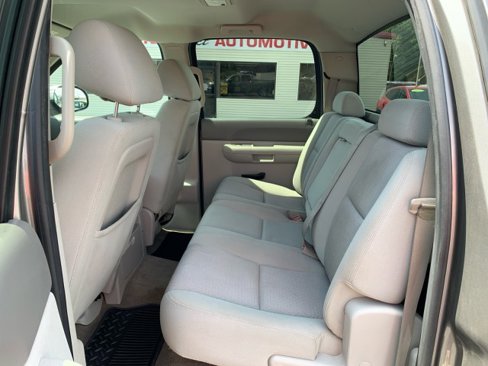 Used 2013 Chevrolet Silverado 1500 LT image 10