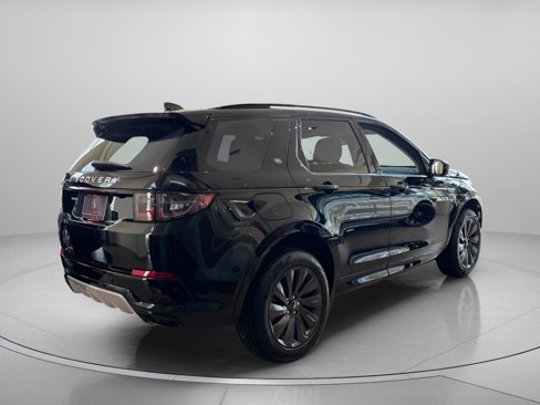 New 2025 Land Rover Discovery Sport S image 7