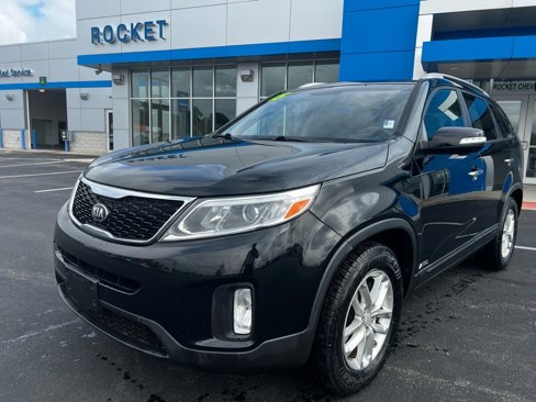 Used 2015 Kia Sorento LX image 3