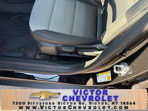 New 2025 Chevrolet Trax LT w/ Driver Confidence Package image 13