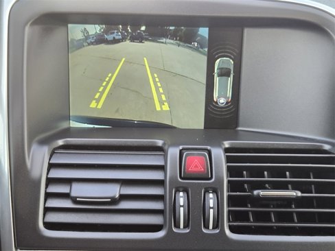 Used 2015 Volvo XC60 T6 image 20