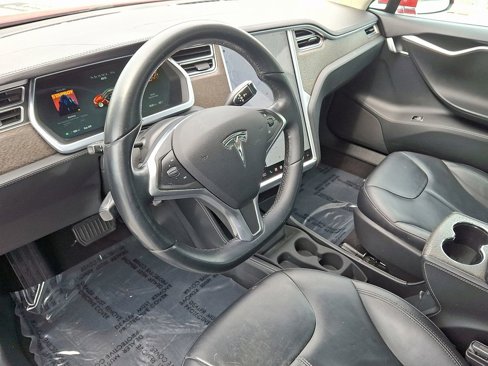 Used 2014 Tesla Model S 60 image 4