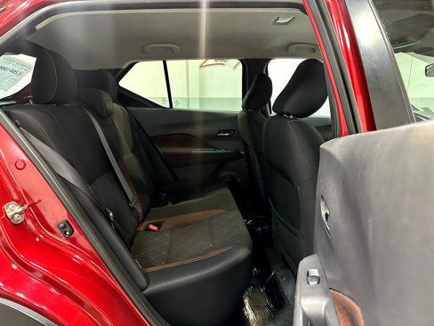 Used 2020 Nissan Kicks SR w/ Exterior Package image 18