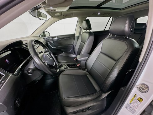 Used 2019 Volkswagen Tiguan SEL image 21