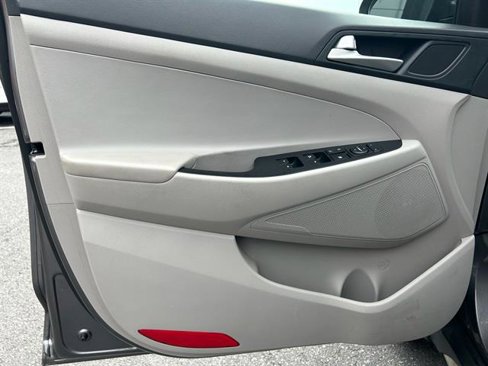 Used 2020 Hyundai Tucson SEL image 18
