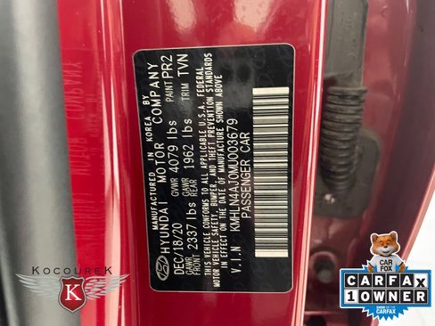Used 2021 Hyundai Elantra Limited image 26