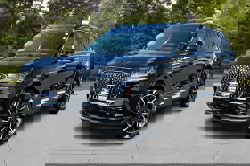New 2025 Lincoln Aviator Reserve w/ Equipment Group 201A image 2