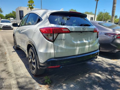 Used 2021 Honda HR-V Sport image 3