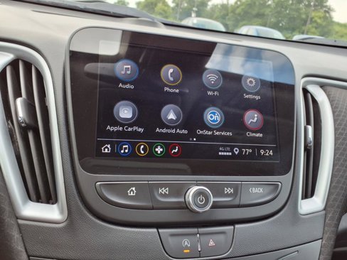 Certified 2024 Chevrolet Malibu LT image 3