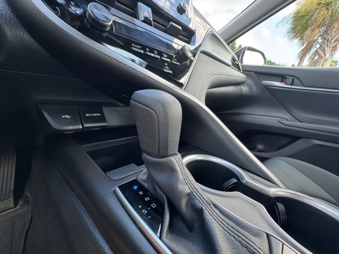 Used 2024 Toyota Camry LE image 24