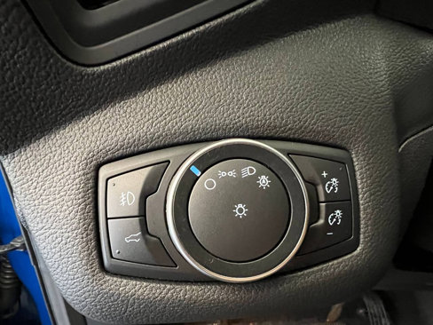 Used 2017 Ford Escape SE image 23