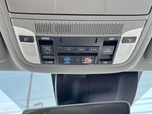 Used 2017 Acura MDX SH-AWD w/ Technology Package image 30