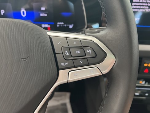 Used 2025 Volkswagen Jetta SE image 26