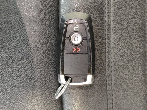 Used 2018 Ford Edge SEL w/ Equipment Group 201A image 32