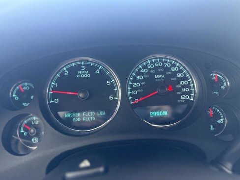 Used 2012 Chevrolet Suburban LTZ image 31