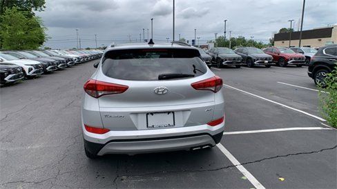 Used 2018 Hyundai Tucson Value w/ Cargo Package image 4
