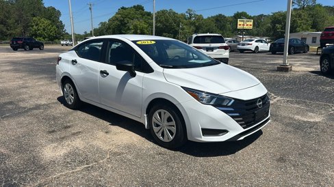 Used 2024 Nissan Versa S w/ Trunk Package image 8