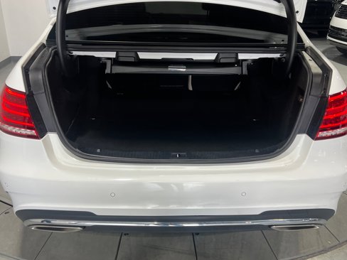Used 2015 Mercedes-Benz E 350 Sedan image 13