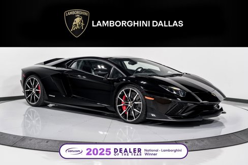 Used 2017 Lamborghini Aventador S image 1