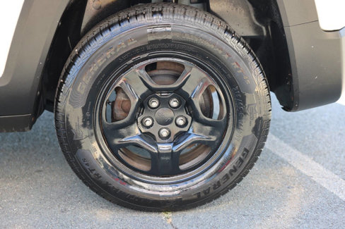 Used 2018 Jeep Renegade Sport w/ Power & Air Group image 26