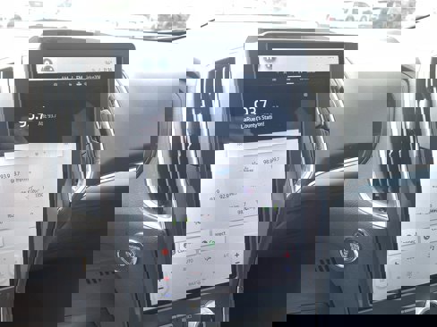 Used 2022 Ford Edge Titanium image 13
