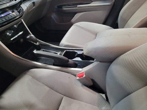 Used 2017 Honda Accord LX image 26