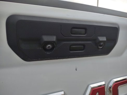 Used 2022 GMC Sierra 1500 SLE image 40