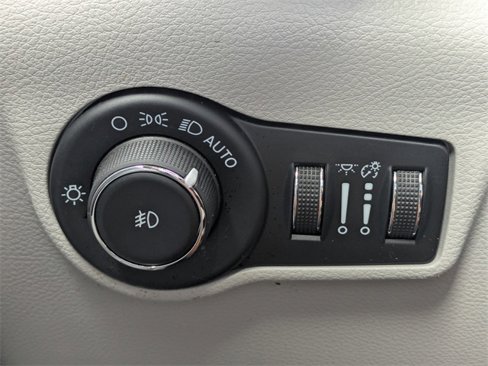 Used 2022 Jeep Compass Latitude image 21