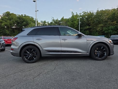Used 2021 Audi e-tron Premium w/ Convenience Plus Package image 20
