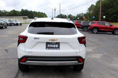 New 2025 Chevrolet Trax LT w/ Driver Confidence Package image 7