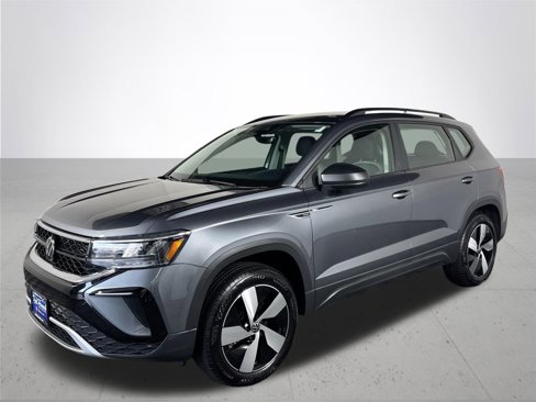 Certified 2024 Volkswagen Taos S image 2