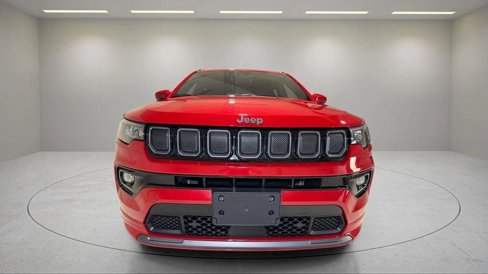 Used 2022 Jeep Compass Limited image 18