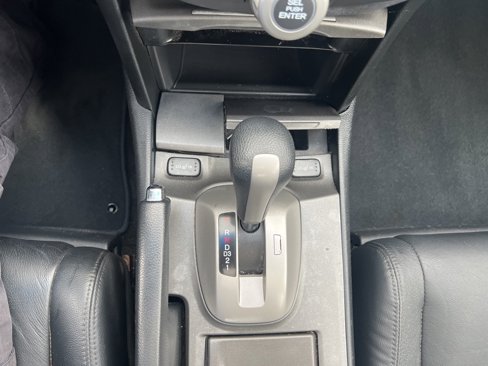 Used 2011 Honda Accord EX-L image 21