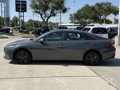 Used 2023 Hyundai Elantra SEL image 8